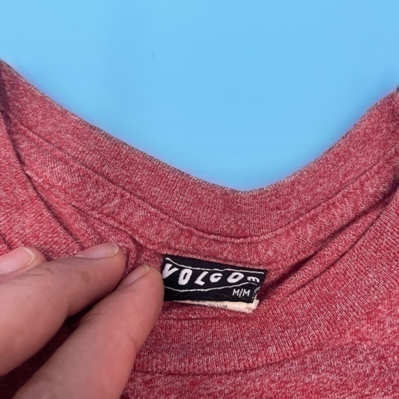 VOLCOM T-Shirt - Picture 3 of 3